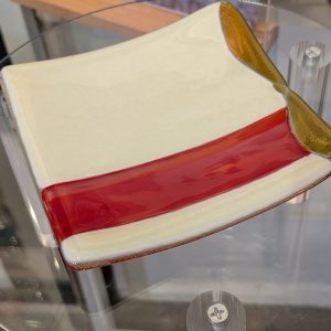 Colourful Wild Flowers glass tray: 11cm x 11cm