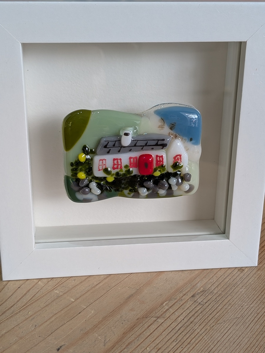 Mini Irish Cottage Glass Art